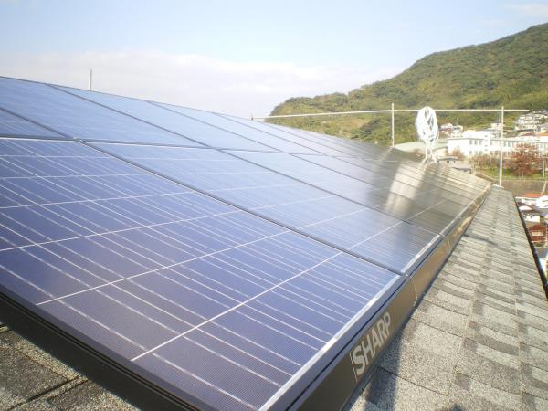 シャープ　太陽光発電システム（3.97ＫＷ）