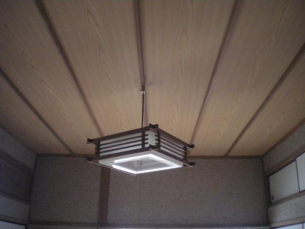 和室の天井板を張り替えました。