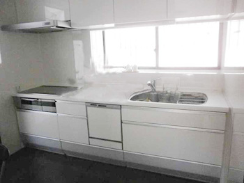 鳴見台 すまいる キッチン 