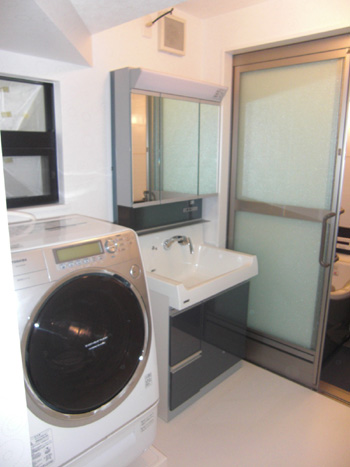 女の都 すまいる 全面 