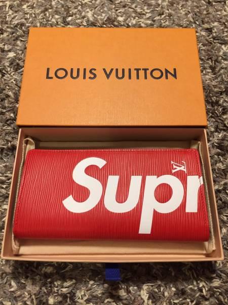 supreme財布.jpg