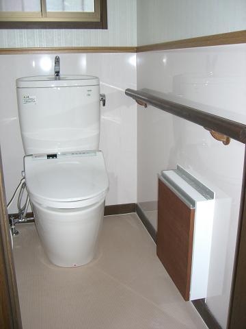 ＴＯＴＯのピュアレストと壁はセラールパネルを使いました