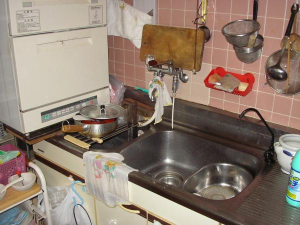 卓上の食洗器がありました。