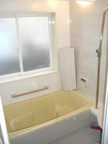 お風呂はミカドのユニットバス１６１６　１坪タイプ