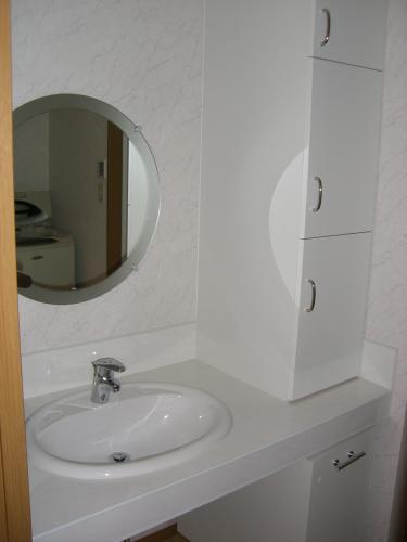 手作りの洗面カウンターです。