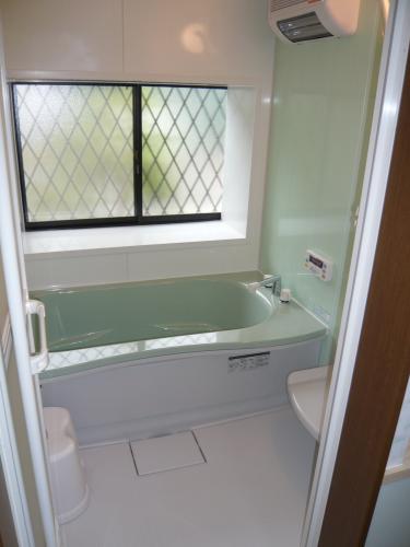 お風呂は１６１６サンウエーブです　浴室乾燥機は再利用