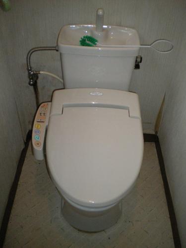 簡易トイレ　洗面台のリフォーム〜長崎市〜