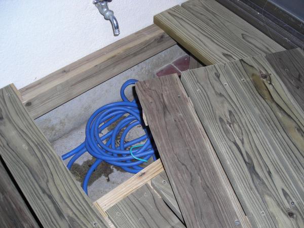 水道部分はフタ式に細工しました。