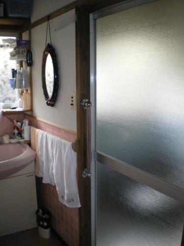 洗面所は畳１枚分のスペースでした