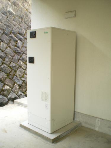 ユノカ　エコキュート３７０Ｌフルオート