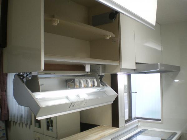 アイレベル収納も充実