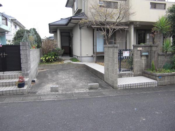 車1台のスペースしかありませんでしたので