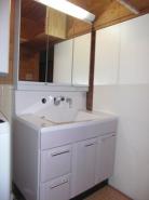 バルコニー取付、洗面台交換、フローリング工事