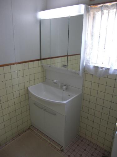 今回は３面鏡タイプになります。すっきりしています。