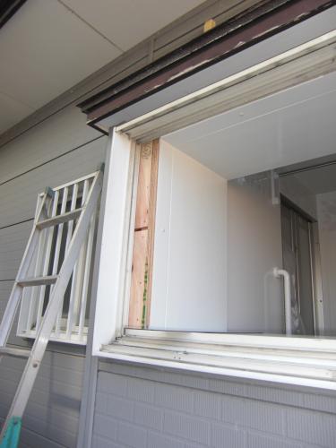 既存の窓は内部を処理することでそのまま使えます。