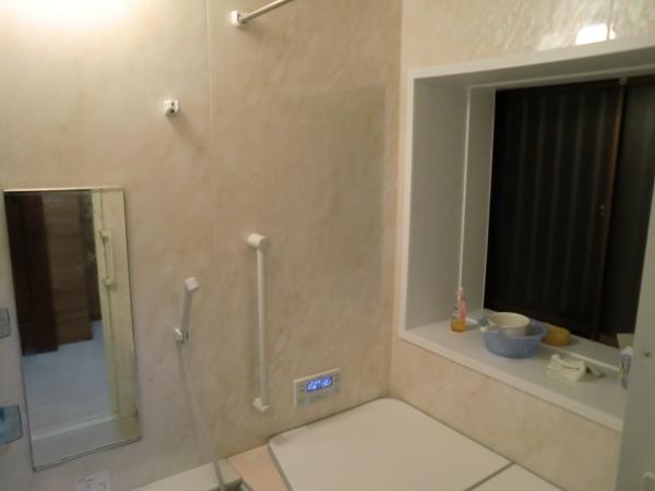 お風呂はＩＮＡＸリノビオ（1316サイズ）にしました。