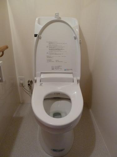 内装仕上げ後・便器取付