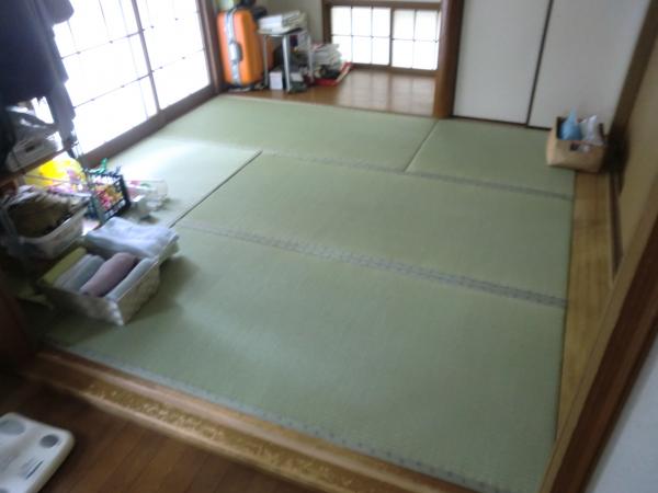 タタミの表替えも行いました。真新しくなりました。