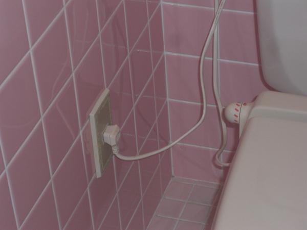 もちろん電源の確認もします。