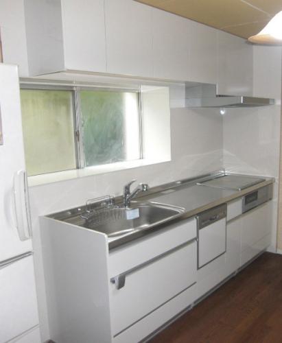 システムキッチンにしました。