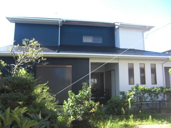 もともと家の格好がよいため塗り分けが冴えてます。