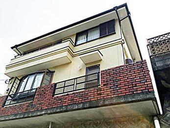 外壁の汚れが目立ってきました。シリコンフレックスで綺麗な外壁に！