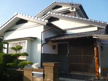 外壁塗装・屋根葺き替えと細部までこだわっていただきました。