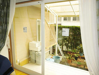 ペアガラスで断熱効果も上がり、快適なお部屋になりました。