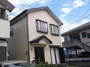 塗装の他、青カビ再発防止の為に、防カビ材を提案させて頂きました。