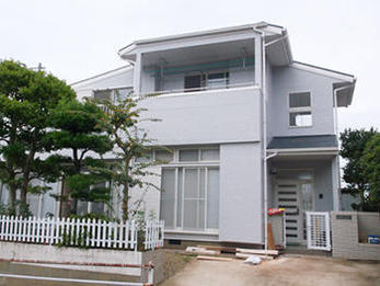 元のお家から雰囲気をガラッと変え、素敵なお家になりました。