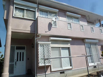 劣化で色の退職が目立ちましたが、綺麗な仕上がりになりよかったです。