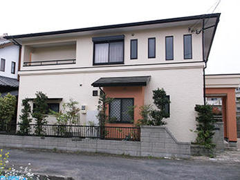 新築のような綺麗な外観になりました。