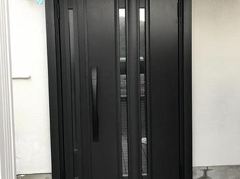 1日で便利で快適な玄関ドアに大変身！